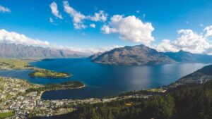 Exploring New Zealand by Car